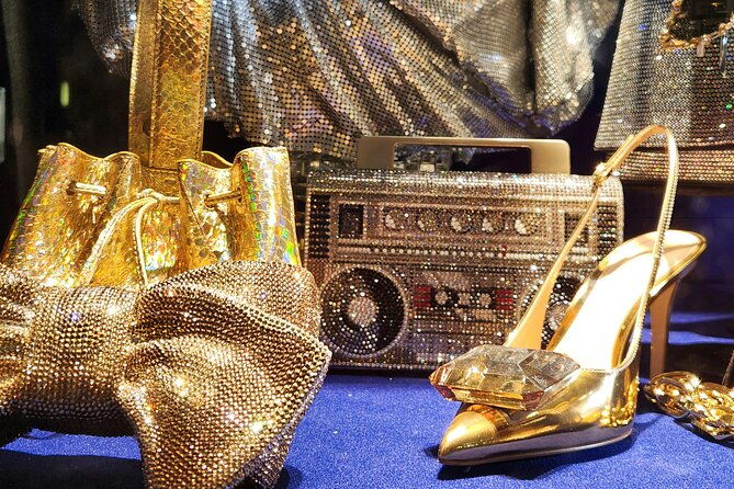 romantic-christmas-mystery-of-a-lost-lover-in-nyc