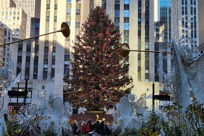 romantic-christmas-mystery-of-a-lost-lover-in-nyc