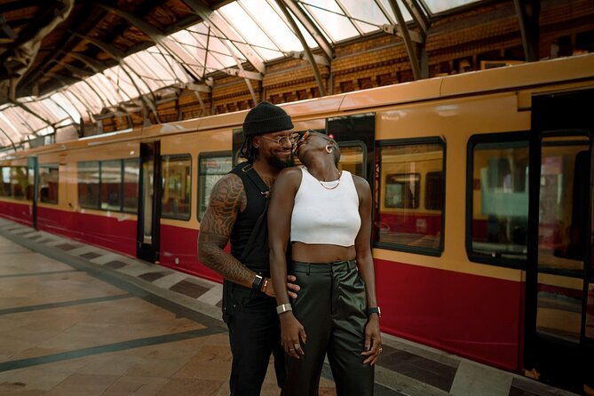 romantic-couple-photoshoot-in-the-heart-of-berlin