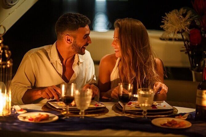 Romantic Dinner Cruise in Cairo Nile for Couples (Luxury) - Who is This Tour Best For?  