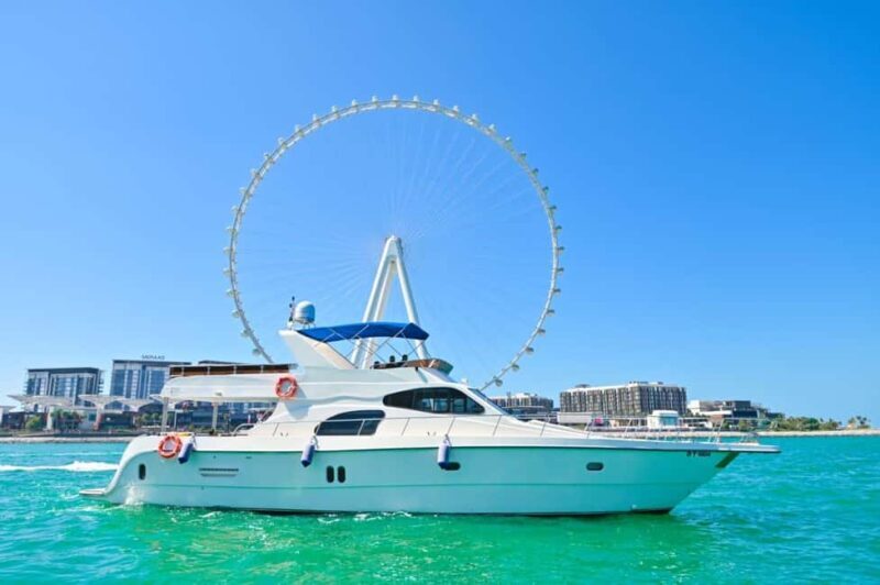 Romantic Dinner on Private Yacht - An In-Depth Look at the Experience