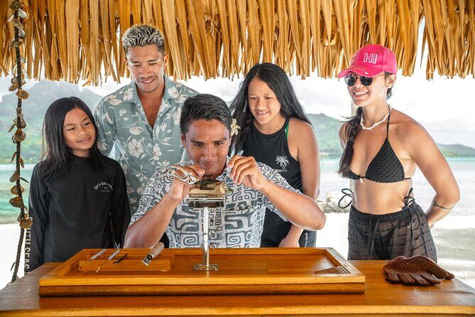 Romantic dive in the lagoon of Bora Bora. Private instructor on a shared boat - The Sum Up