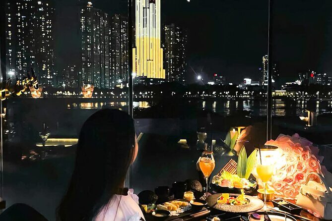 Romantic Honeymoon Dinner Tour With Sightseeing Cruise On River - The Sum Up