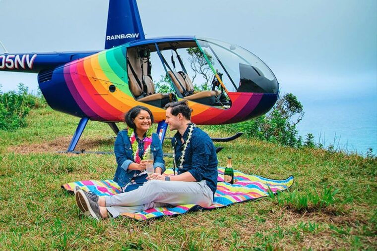 romantic-kona-coffee-landing-private-helicopter-tour-2