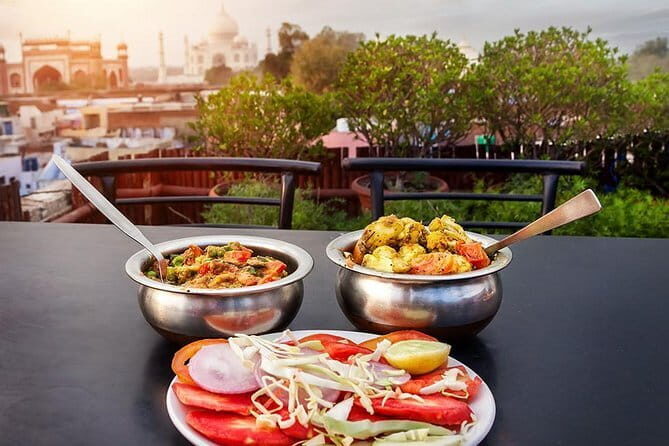 Romantic Mohabbat the Taj Show with a lavish dinner - Who Will Love This Tour?