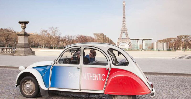 romantic-paris-vintage-citroen-2cv-tour