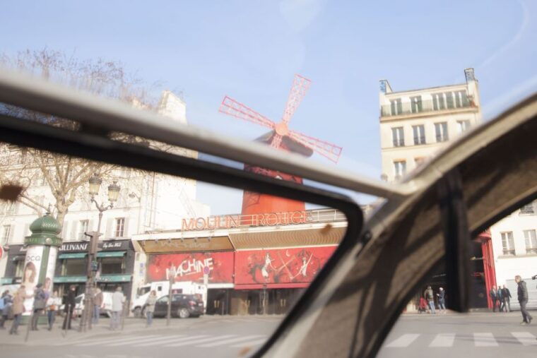 romantic-paris-vintage-citroen-2cv-tour