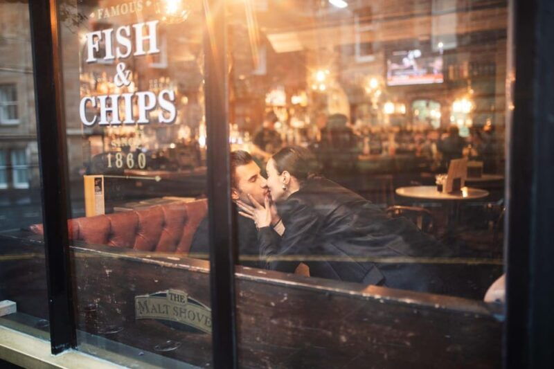 romantic-photoshoot-experience-for-couples-in-edinburgh-2