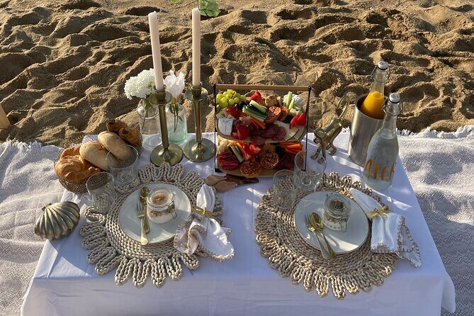 Romantic Picnic - Who Is This Tour Best For?