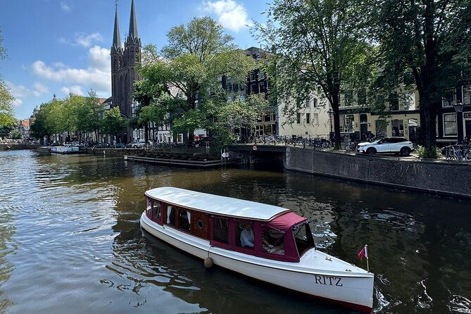 romantic-private-boat-tour-amsterdam