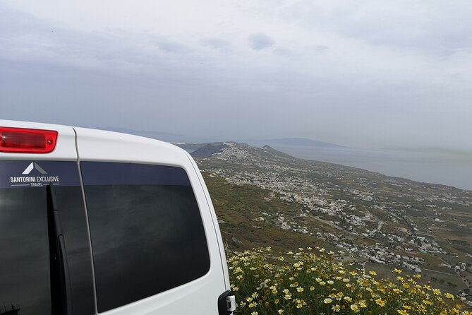 romantic-private-day-tour-in-santorini