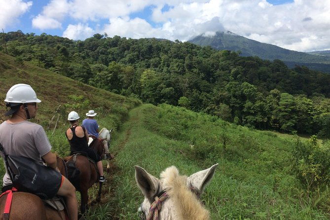 romantic-scape-to-blue-hideaway-by-horse