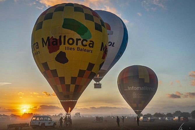 romantic-sunrise-balloon-tour-in-majorca