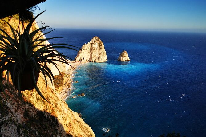 romantic-sunset-in-zakynthos-agalas-caves-myzithres-viewpoint