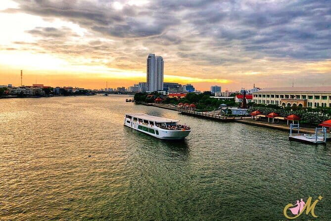 Romantic Sunset The Planet Cruise with Bangkok Night Views - The Sum Up