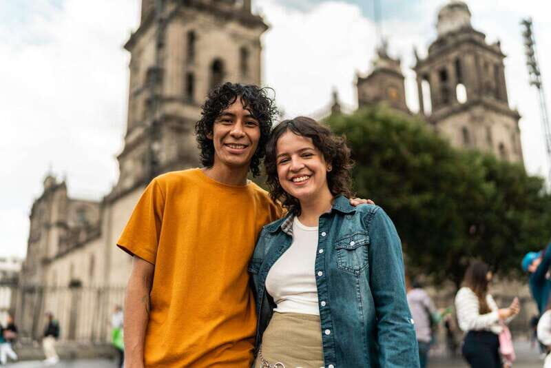 Romantic Walking Tour in Mexico City - Experience Provider and Booking