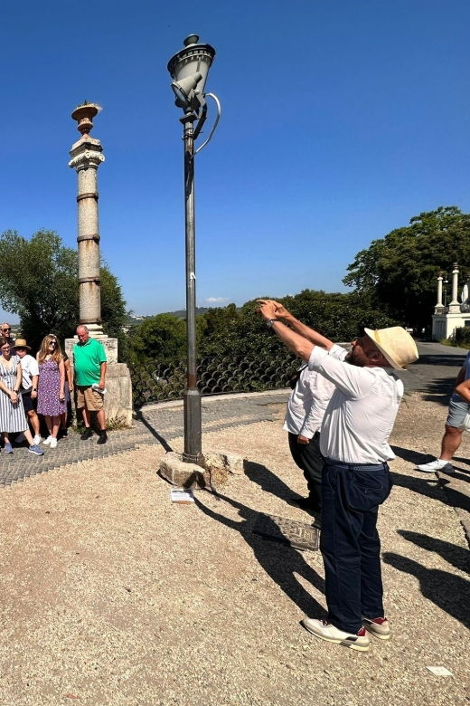 rome-4-hours-private-golf-cart-tour-with-convenient-pickup