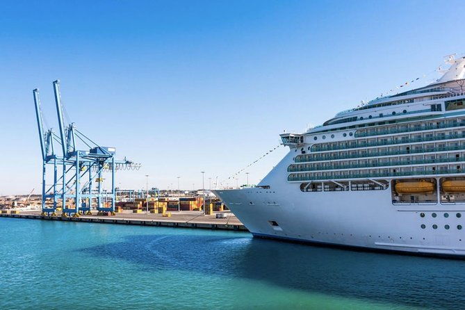 rome-airport-fco-transfer-to-civitavecchia-port-by-luxury-van