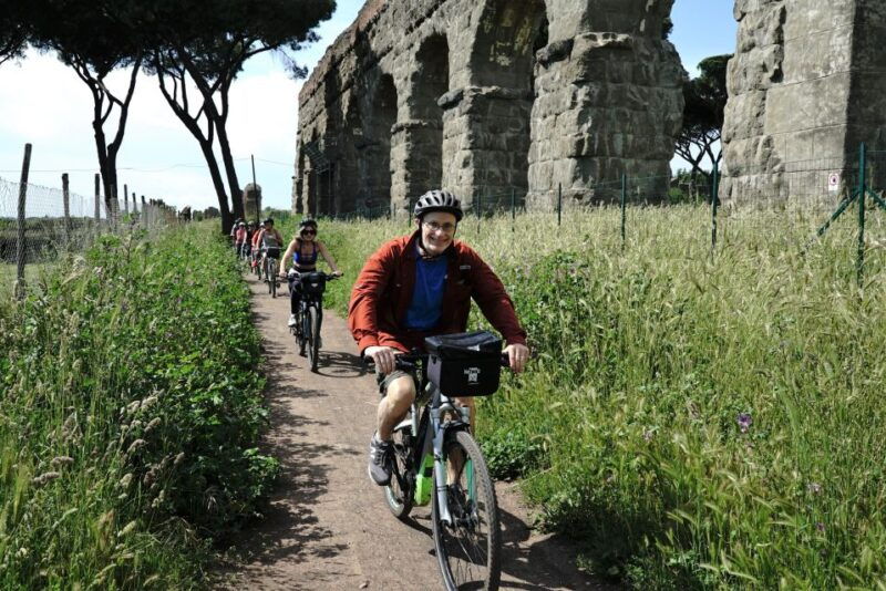 rome-appian-way-catacombs-roman-aqueducts-top-ebike-tour