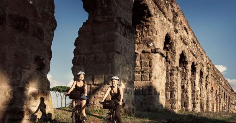 rome-appian-way-catacombs-roman-aqueducts-top-ebike-tour