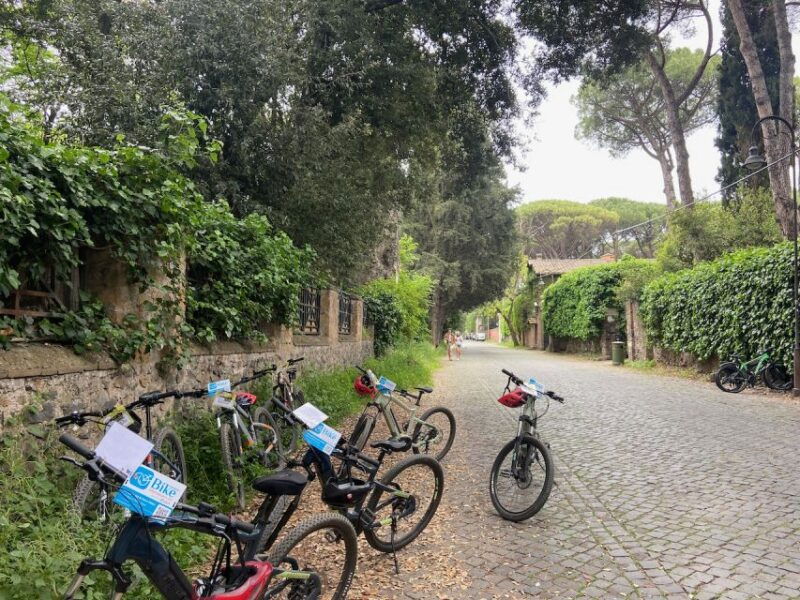 rome-appian-way-guided-tour-on-e-bike-with-italian-aperitif