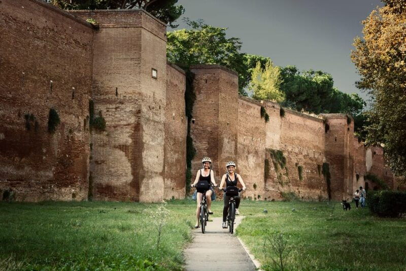 rome-appian-way-roman-aqueducts-cannondale-e-bike-tour