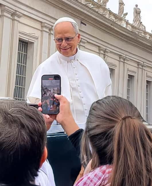 Rome: Audience Pope Leo XIV with guided tour - What to Expect from the Papal Audience Tour