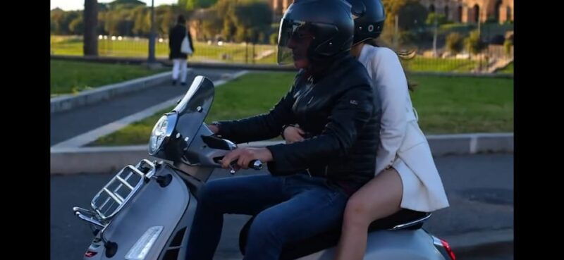 rome-available-24-7-express-vespa-tour