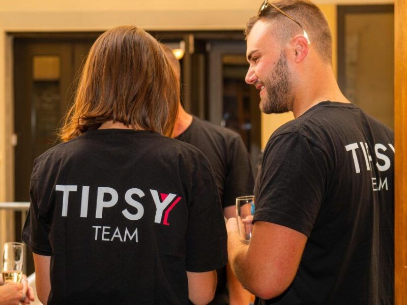 rome-bar-crawl-with-local-guide-drinks