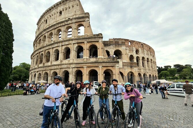 rome-bike-tour-ride-with-a-local-and-a-traditional-snack