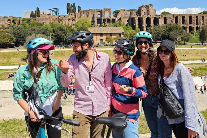 rome-bike-tour-ride-with-a-local-and-a-traditional-snack