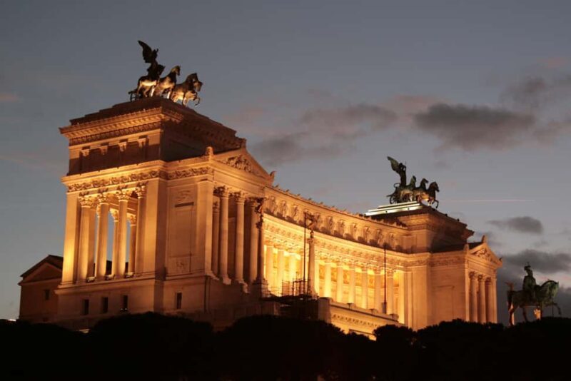 Rome by Foot: From the Altar of the Fatherland to the Trevi Fountain - Starting Point: The Altar of the Fatherland