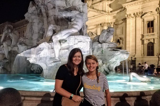 rome-by-night-walking-tour-including-piazza-navona-pantheon-and-trevi-fountain