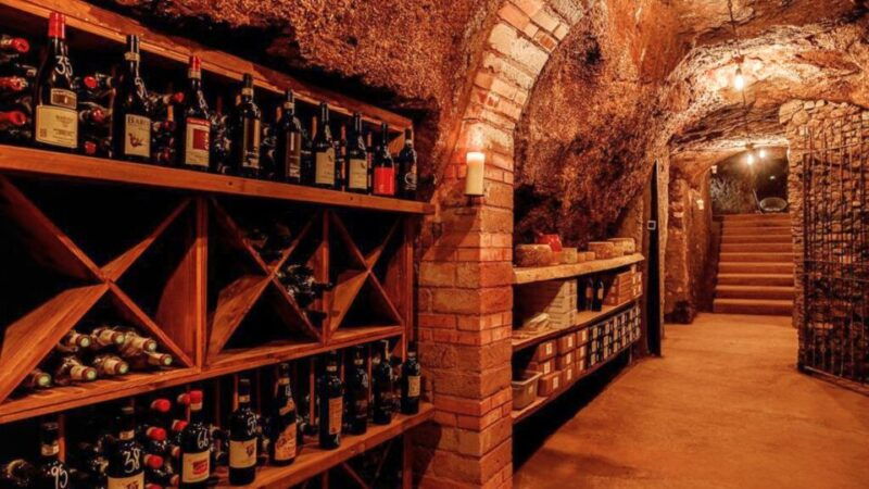 rome-candlelight-wine-tasting-in-ancient-roman-cave