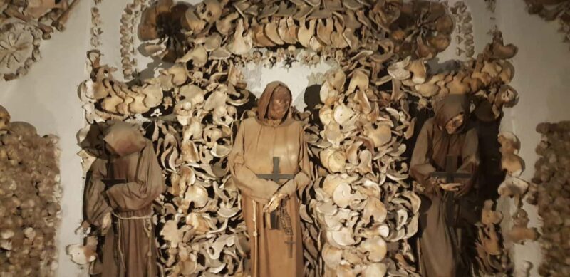Rome: Capuchin Crypt Experience & Hop-On Hop-Off Transfer - Exploring the Tour Itinerary in Detail