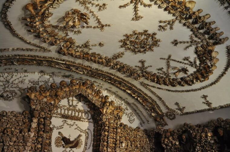 rome-capuchin-crypts-express-tour