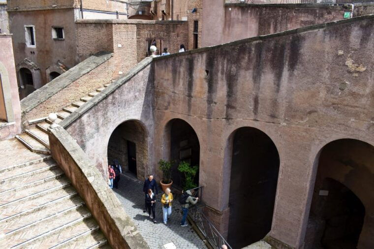 rome-castel-santangelo-priority-entry-ticket-audio-app