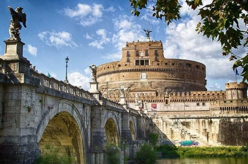 Rome: Castel SantAngelo Private Tour with Aperitif - Who Is This Tour Best Suited For?