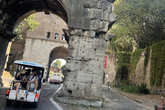 rome-catacomb-appian-way-small-group-tour-by-golf-cart