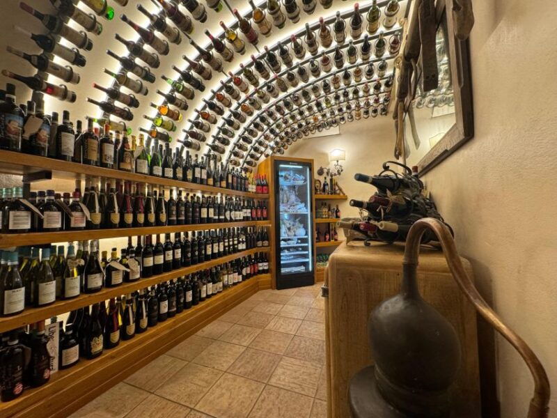 rome-chauffeured-tour-by-night-with-food-tasting-and-wine