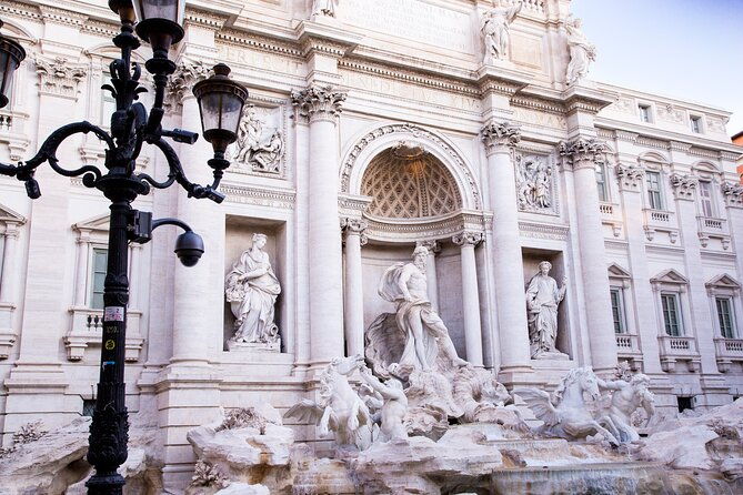 rome-city-center-walking-tour-in-a-small-group