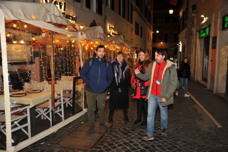rome-city-highlights-small-group-walking-tour-by-night