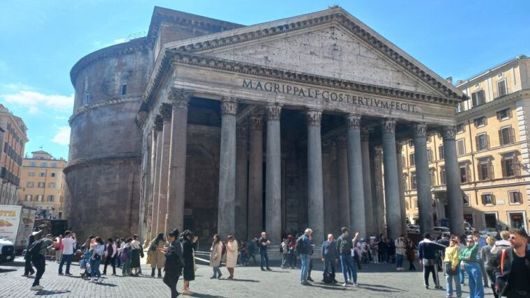 rome-city-highlights-tour-by-electric-golf-cart