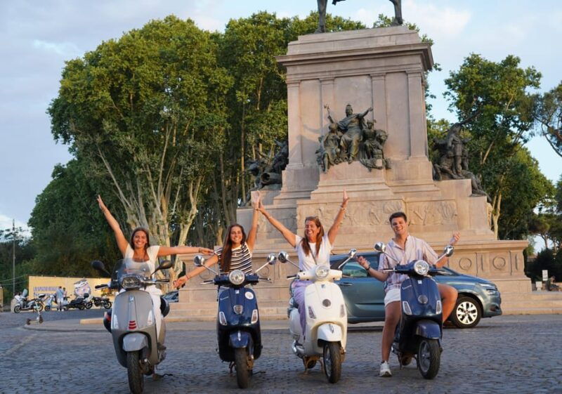 rome-city-landmarks-photo-tour-by-vespa-with-aperol-spritz