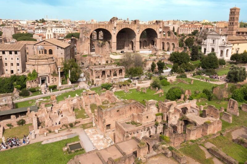rome-colosseum-and-roman-forum-access-with-audio-guide-app
