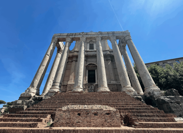 rome-colosseum-arena-ancient-rome-tour