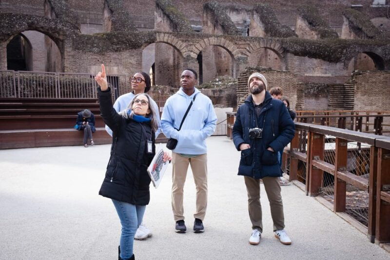 rome-colosseum-arena-and-palatine-hill-small-group-tour