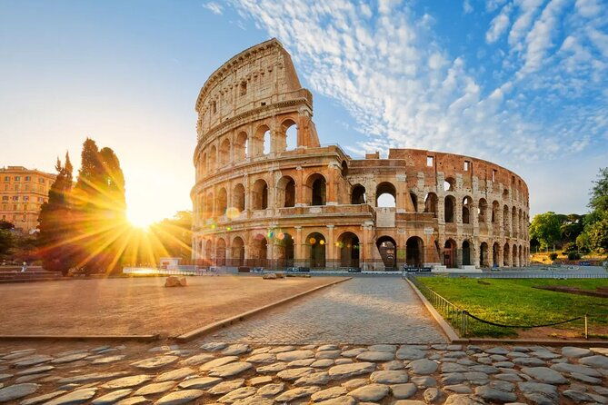 rome-colosseum-arena-and-roman-forum-small-group-tour