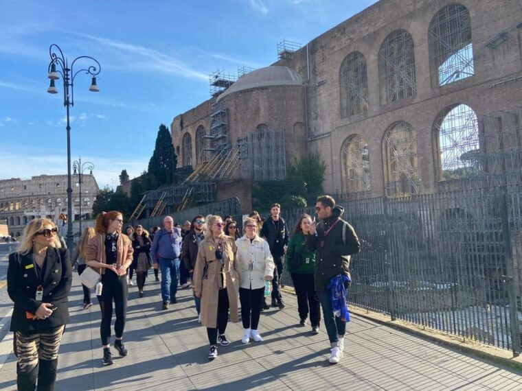 rome-colosseum-arena-floor-forum-palatine-guided-tour