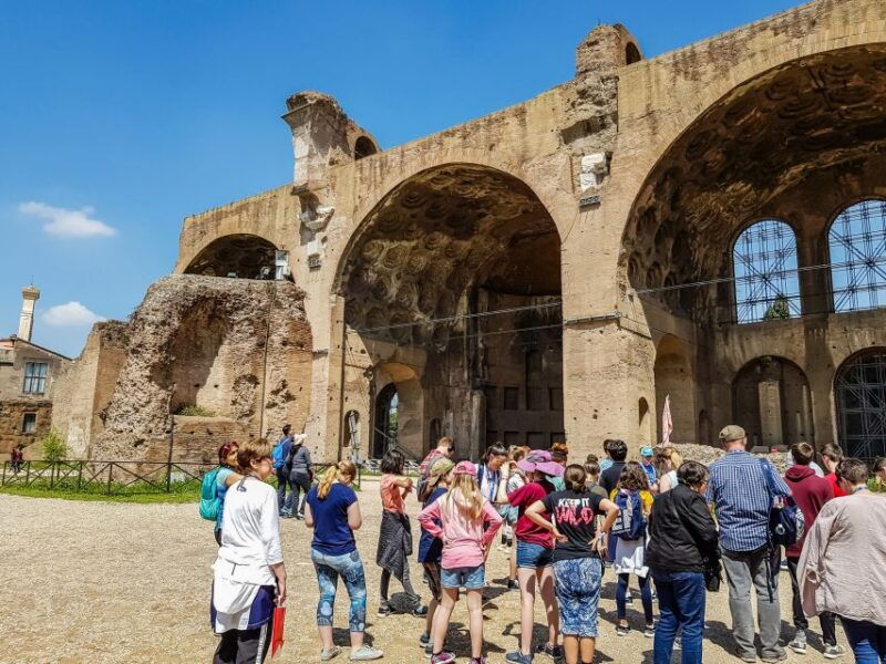 rome-colosseum-arena-palatine-hill-forum-guided-tour